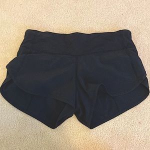 Black Speed Up Lululemon Shorts Size 2